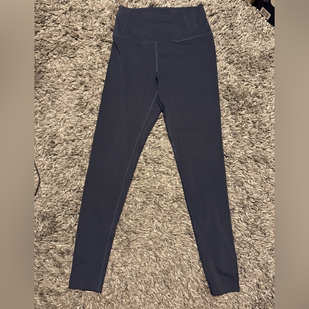 Girlfriend Collective Midnight Black Activewear Legging & Bra Set - Picture 4 of 8
